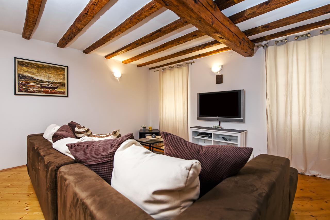 Apartment Marconi Ровинь Экстерьер фото